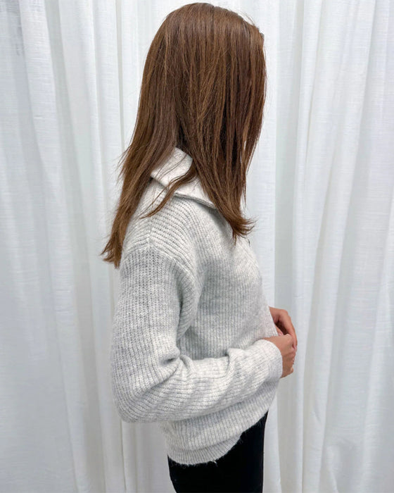 Enfärgad casual tröja med dragkedja