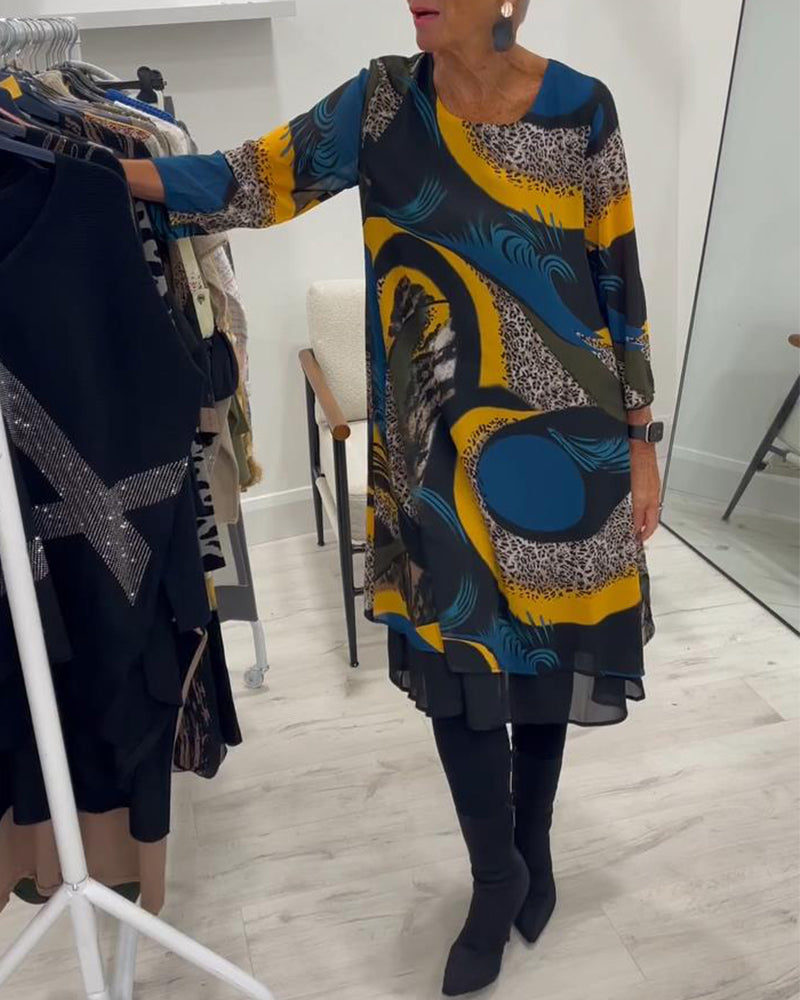 Elegant Tryckt Klänning Med Runt Halsutsnitt