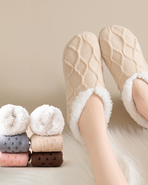 Mysiga halkskyddade termiska golvstrumpor