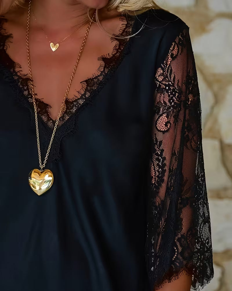 Klänning V-Halsning Spetspanel Elegant