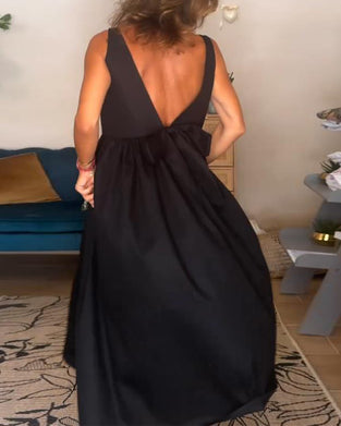 Rygglös Klänning Med Bow