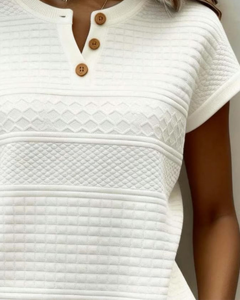 Kortärmad V-ringad Knapptröja Med Flaätstickning