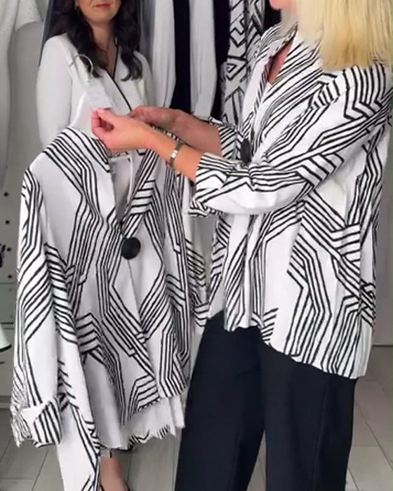 Veckad ledig topp med kontrasttryck