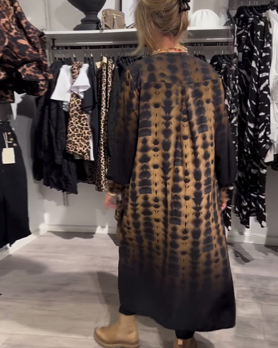 V-ringad långärmad gradientklänning