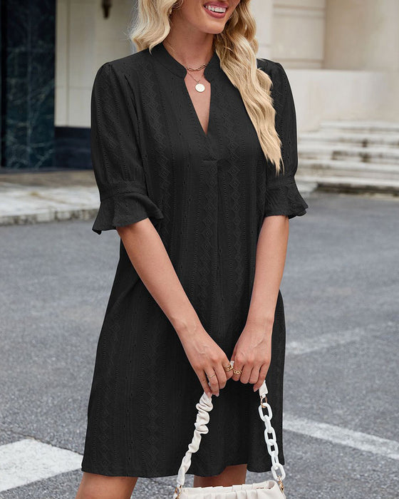 Klänning Enfärgad V-ringning