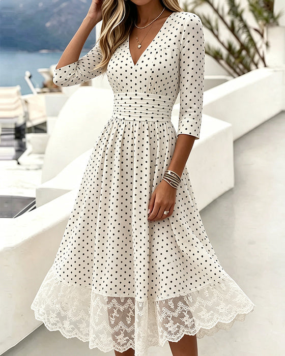 Klädning V-Hals Polka Dot Spets Patchwork