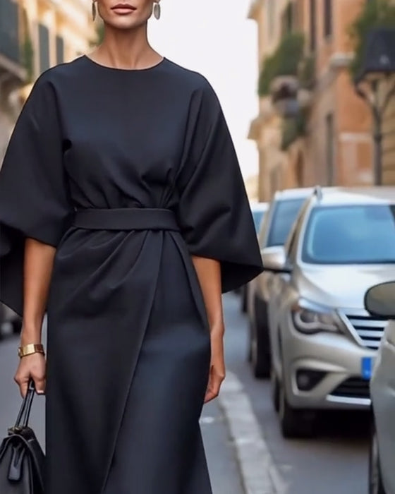 Klänning Med Elegant Lanternärm Och Bälte