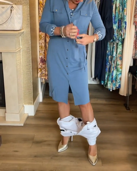 Avslappnad enfärgad Knappkappa