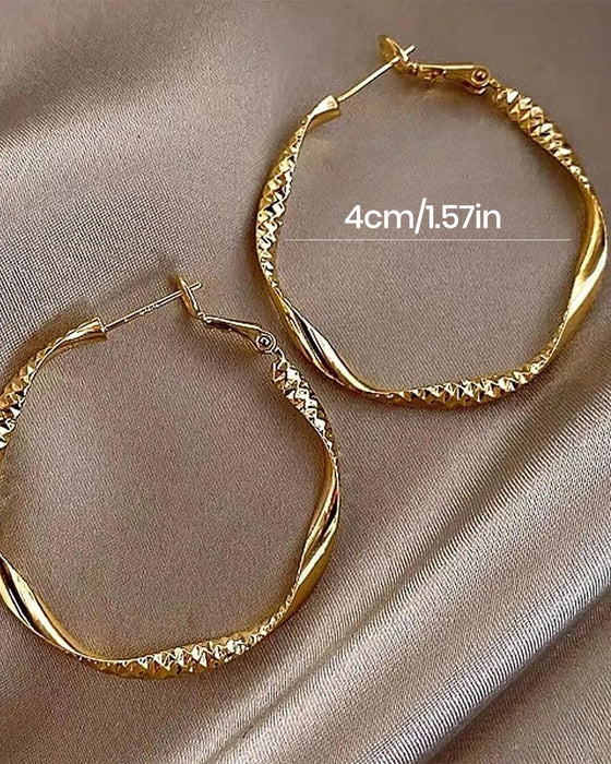 Minimalistisk Oregelbunden Vriden Ring Örhängen Elegant Texturerad Design