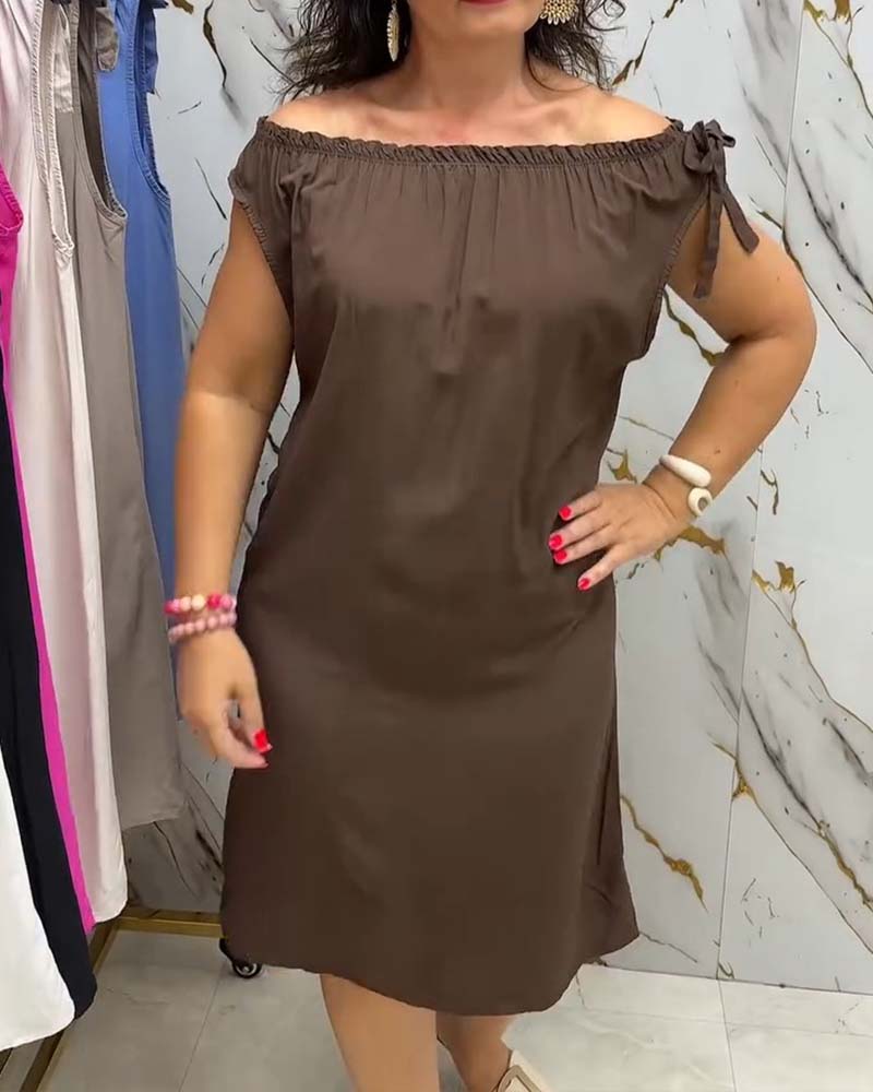 Klänning Off-Shoulder Slips Solid
