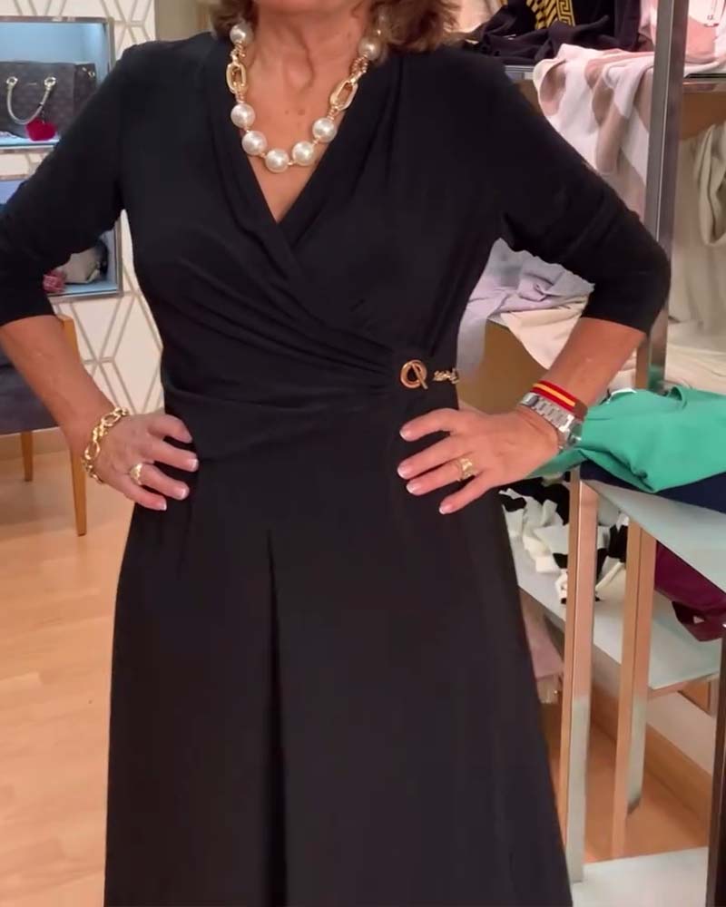 V-ringning Smalpassad Midjeslit Klänning