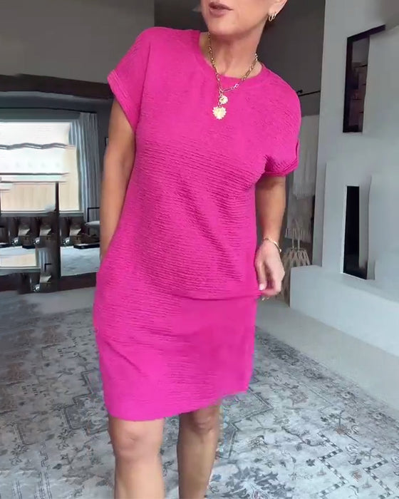 Klänning avslappnad kortärmad rund halsringning