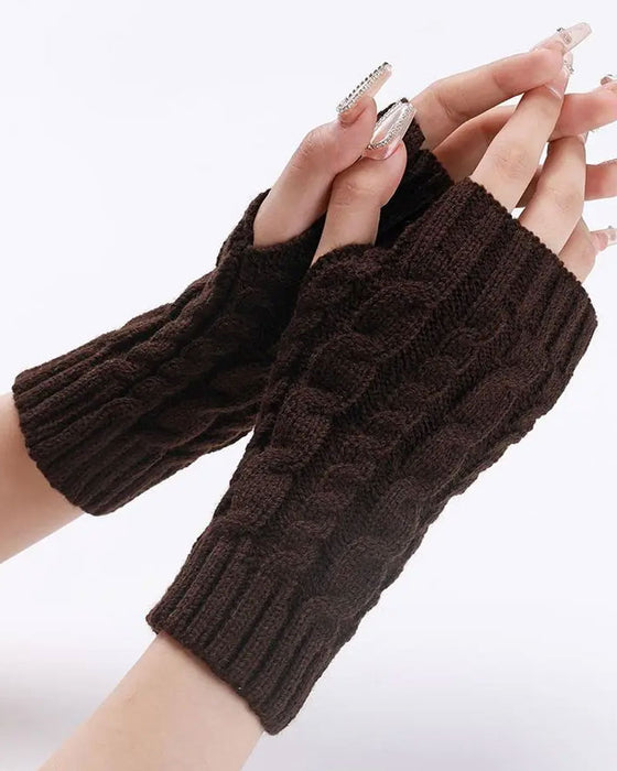 Flätstickade Fingerlösa Handskar