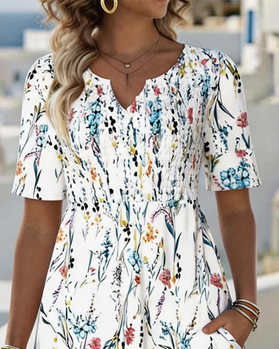 Klänning V Hals Vit Bakgrund Akvarell Floral Print