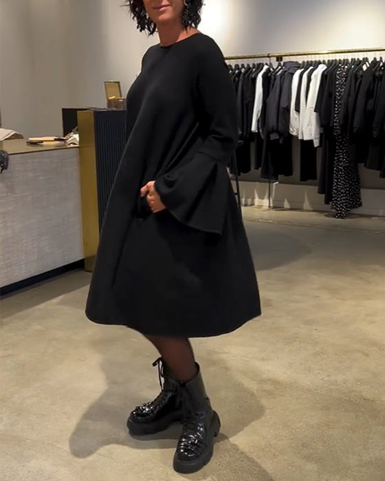 Klänning Enfärgad Flärpärm Rysch