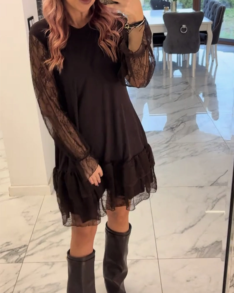 Elegant spetsklänning i enfärgad