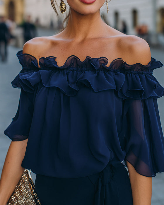 Blus Elegant Off-Shoulder Volang