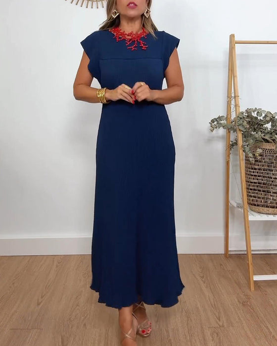 Ärmlös veckad enkel enfärgad klänning