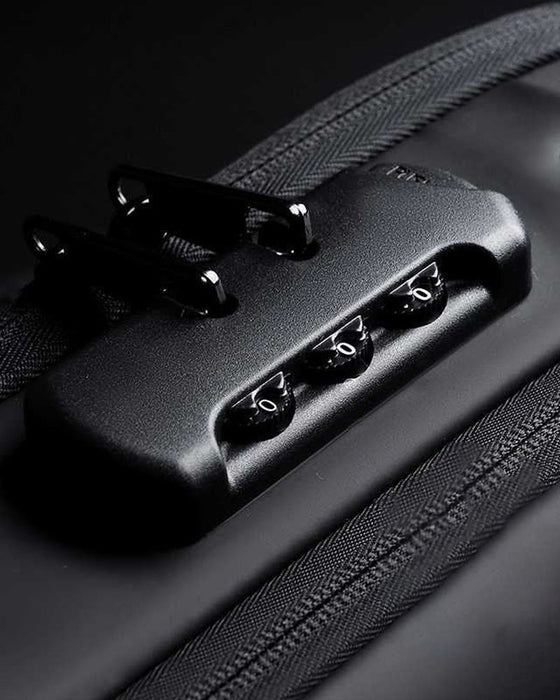 Stöldskyddande bröstväska med lösenord