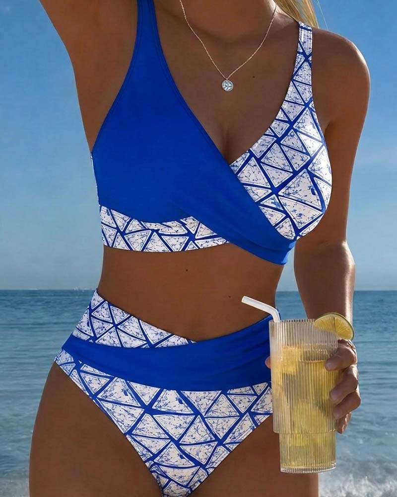 Bikini Geometriskt Mönster Kors Fram