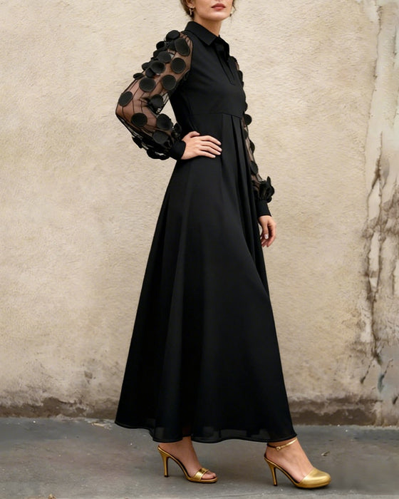 Elegant Klänning Med Modernt V-Ringning