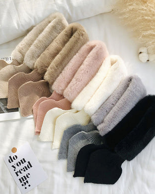 Modern Stickad Päls Halsduk Med Patchwork