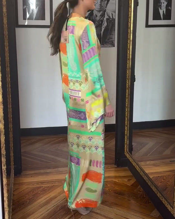 Klänning Med Lång Ärm Och Knytmönster