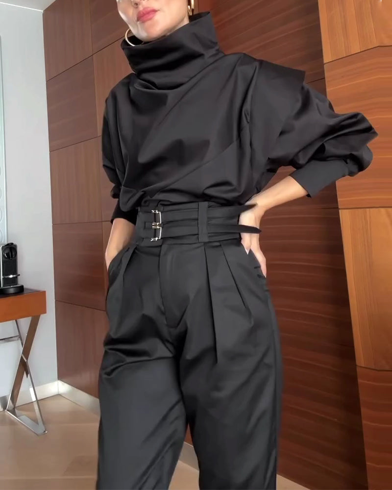 Elegant Och Stilfull Topp Med Hög Halsring