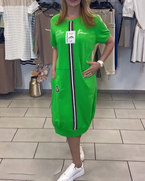 Klänning Kortärmad Mönstrad Rak