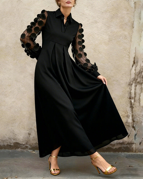 Elegant Klänning Med Modernt V-Ringning