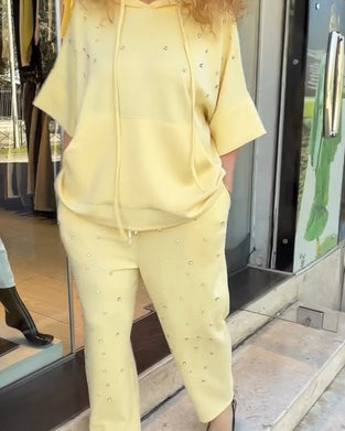 Set Med Huva Pärldetaljer Avslappnad