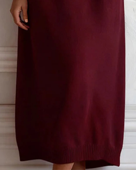 Enfärgad Stickad Klänning Med Runt Halsringning