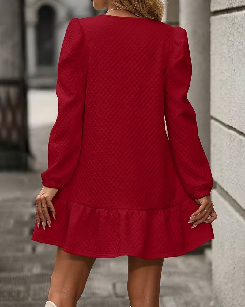 Enfärgad Klänning Med Puffärmar Och Våffelväv