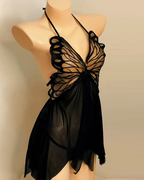 Sval Och Bekväm Nattlinne I Plusstorlek