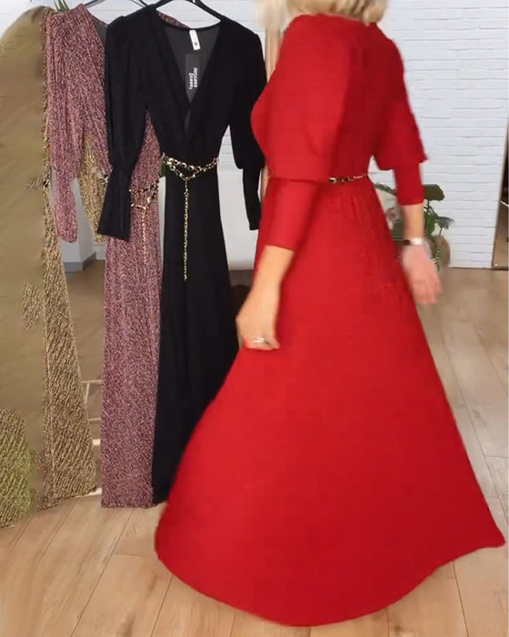 Stilfull Klänning I Enfärgad Med V-Ringning