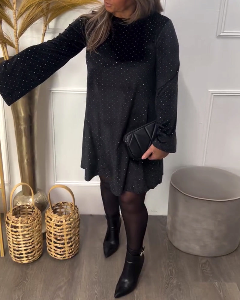 Klänning Rund Hals Strasstenar