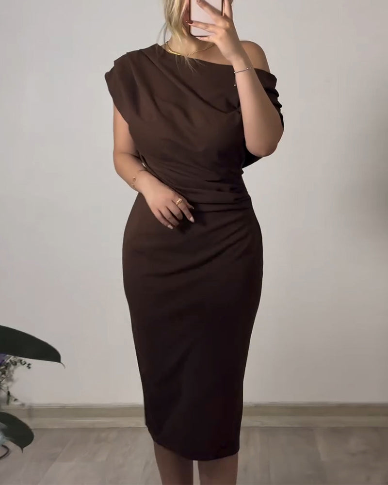 Klänning Av Skuldran Elegant