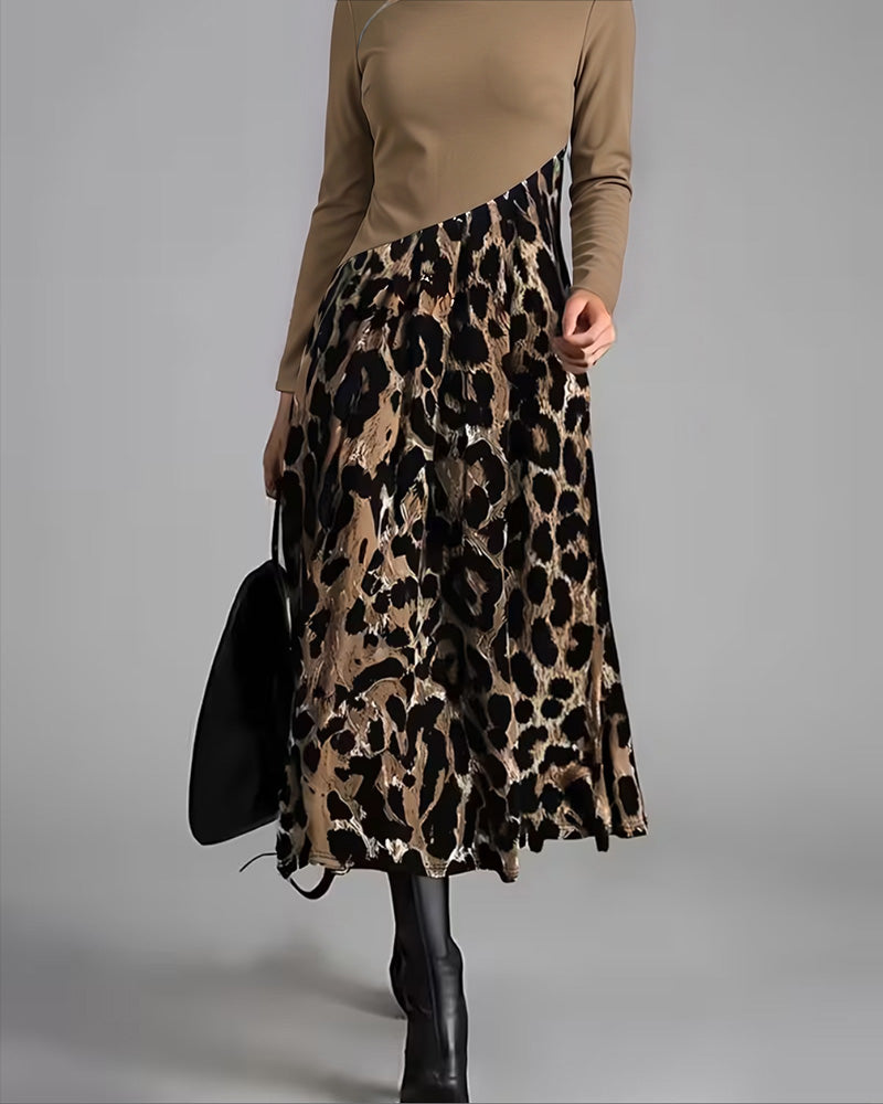 Klädning Rundhalsad Leopard Full Kjol