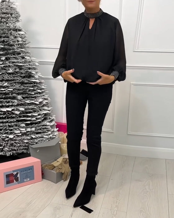 Moderiktig enfärgad blus med stativ krage patchwork och ihålig