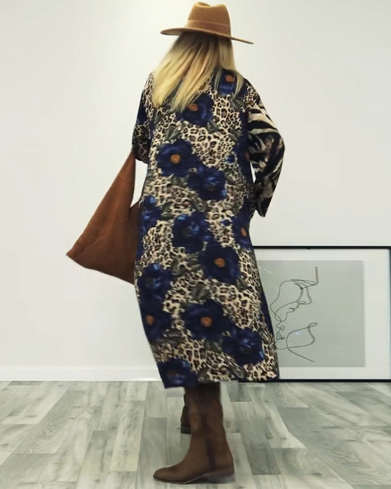 Snygg zebramönstrad leopardmönstrad patchworkklänning