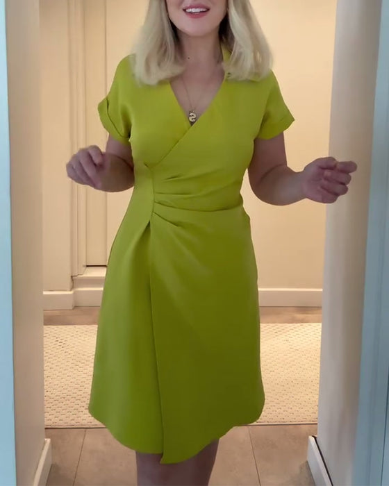 Klänning Krage Enfärgat Veckad Midja