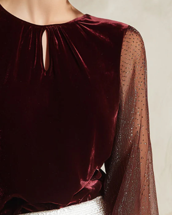 Blus Med Lyktärmar Och Lapptäcktsdetaljer