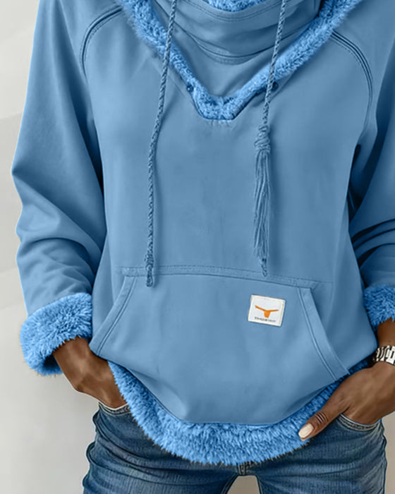 Långärmad Hoodie Med Lapptäcktsdetaljer Och Ficka