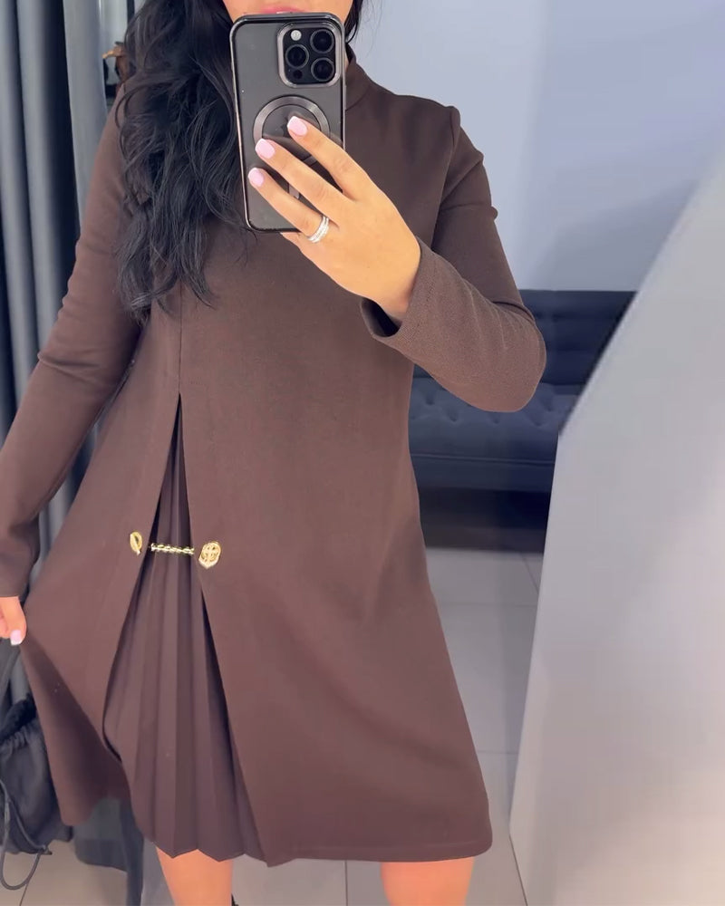 Elegant Klänning Med Målad Lapptäckt