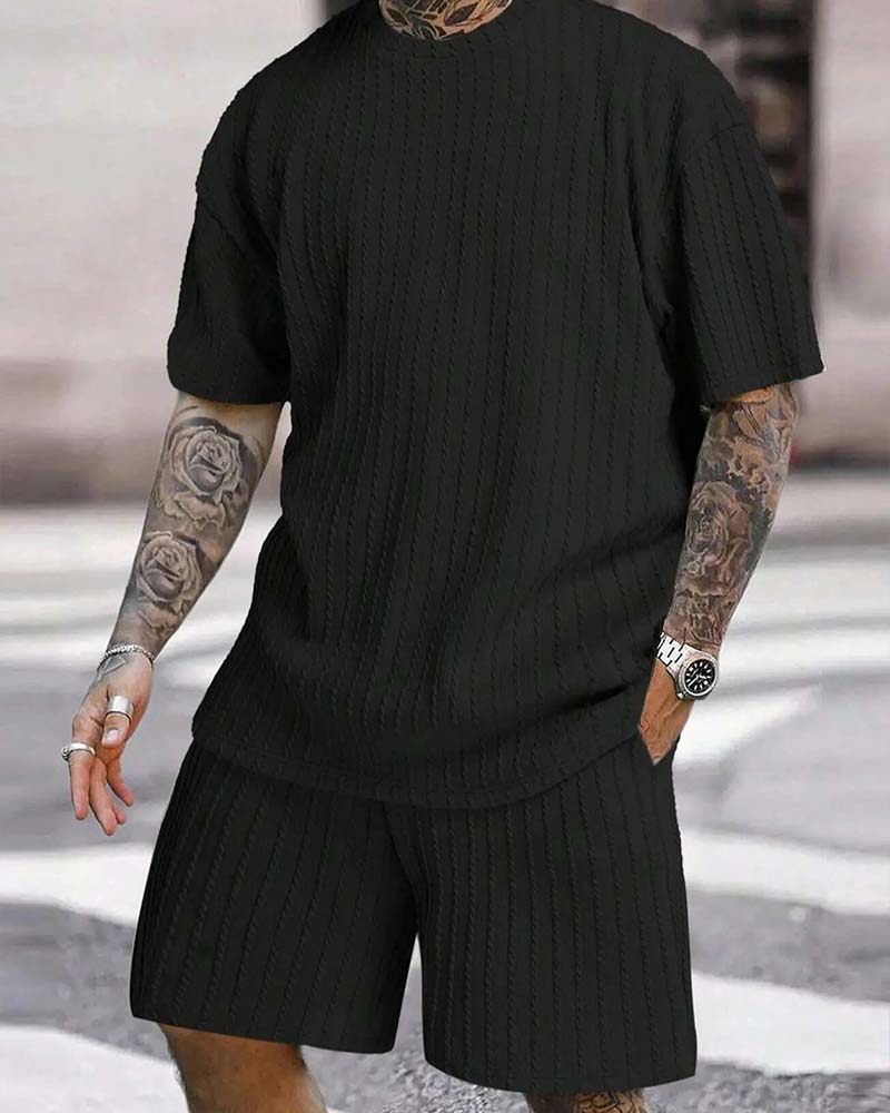 Herres Stripad T-Shirt Och Shorts Tvådelig Set Med Crew-Årning