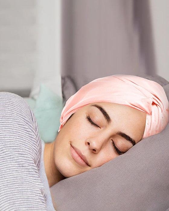 Mjuk Och Stretchig Hårmössa Med Tvistdesign