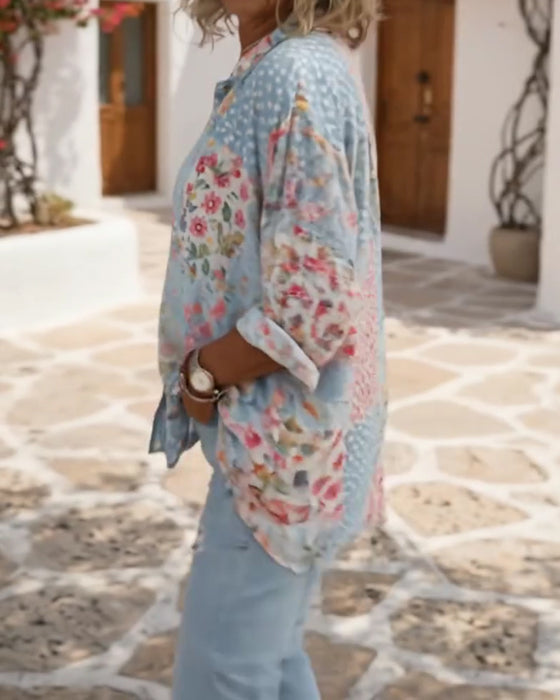 Skjorta Med Småblommigt Mönster Och Ståkrage