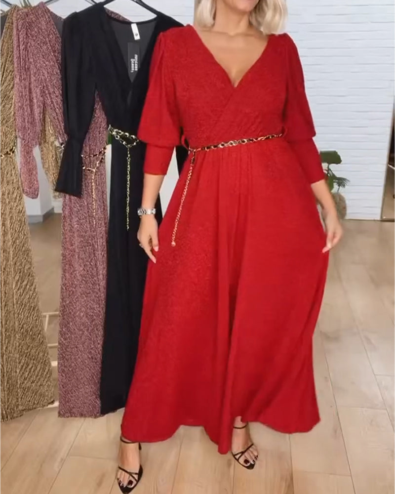 Stilfull Klänning I Enfärgad Med V-Ringning