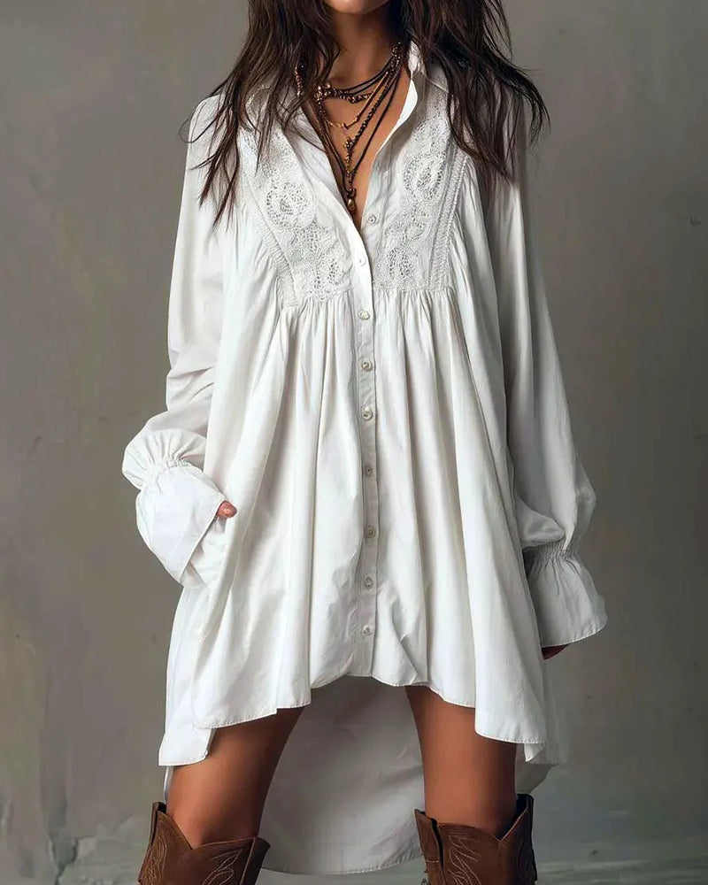 Spetsinskjuten Klänning Med Lanternärmar