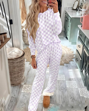 Tvådelade set med rund halsringning och rutigt mönster